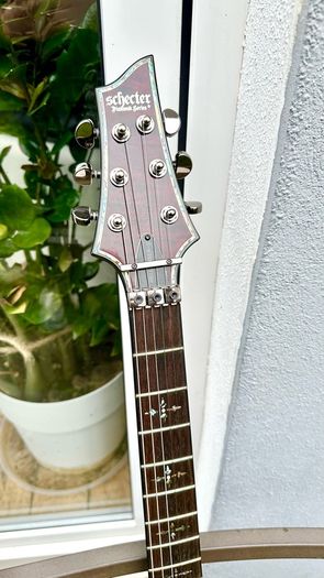 Schecter C1 Hellraiser