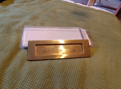 Gold Letterplate