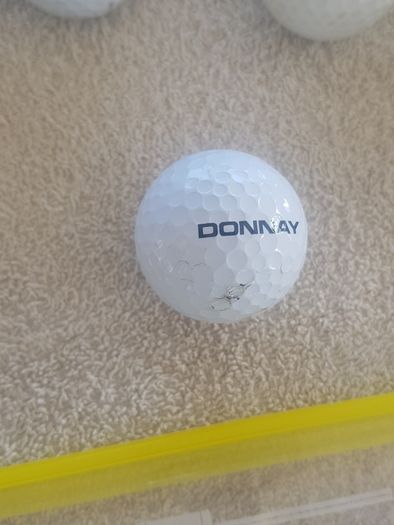 golf ball and tees