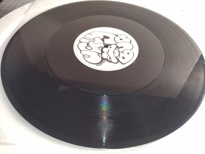 DJ Friendly - Down A J.D. + Drop the K.D. - Ugly Bug Records - Absolute QUALITY 90s Pete BONES HOUSE BANGER! Samples Subculture TV-Heaven! Debut Single on Ugly BUG!