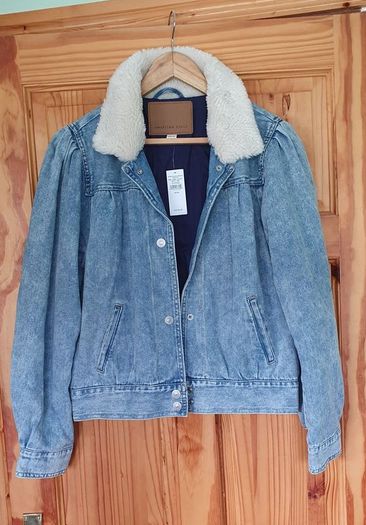 American Eagle Denim Jacket size M