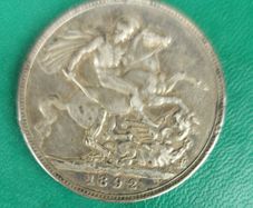 England 1892 VICTORIA Silver Crown Coin In Extremely Fine Condition