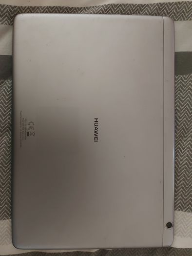 HUAWEI MediaPad T3 10 Model AGS-W09, 16GB, working fine, some few cracks on screen, don't affect touchscreen