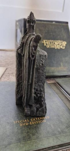 Lord of the Rings collectors DVD gift set