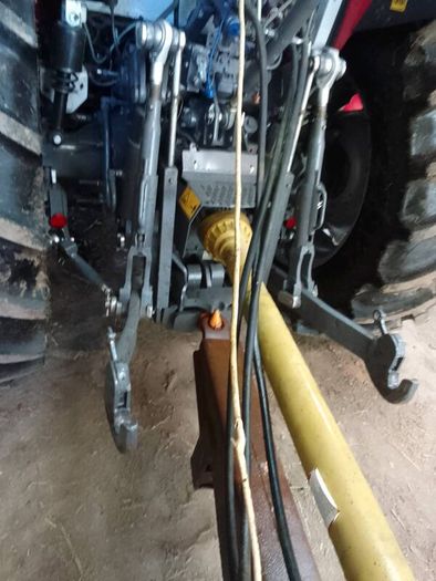 Slurry spreader with raingun