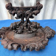 Victorian style foot scraper