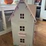 girl's doll house Image 4