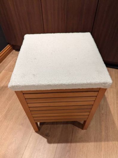 Storage unit / Seat