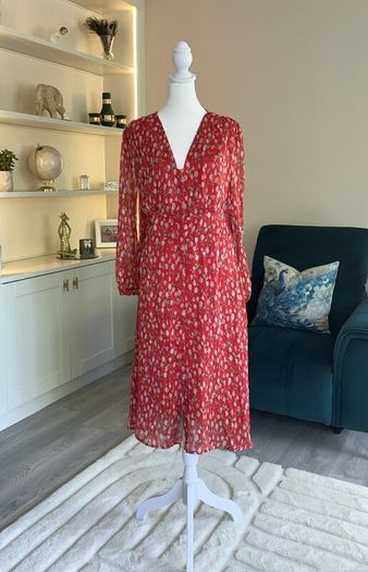 Beautiful Brand-New Ladies Red Rose Dress from Carraig Donn