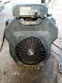 side shaft engine