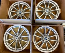 Genuine BMW G20 G21 320i OEM 17 inch V spoke 778 Alloy Wheels