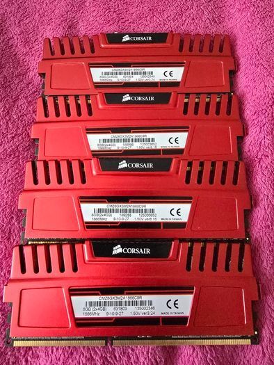 Corsair Vengeance Red DDR3 1866MHz RAM, 4 x 4GB (16GB total)