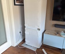 SAMSUNG integrated Fridge Freezer : BRB26705FWW