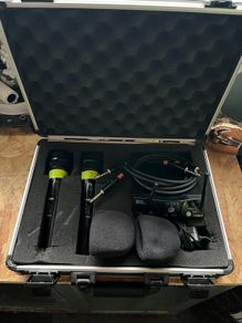 AKG WMS 40 Mini Dual Wireless Mics
