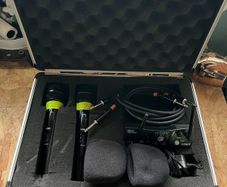 AKG WMS 40 Mini Dual Wireless Mics