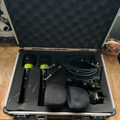 AKG WMS 40 Mini Dual Wireless Mics