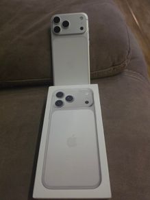 Apple iPhone 17 pro max 256gb with long warranty