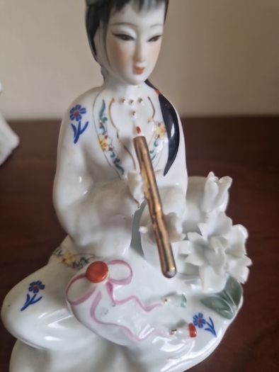 oriental porcelain