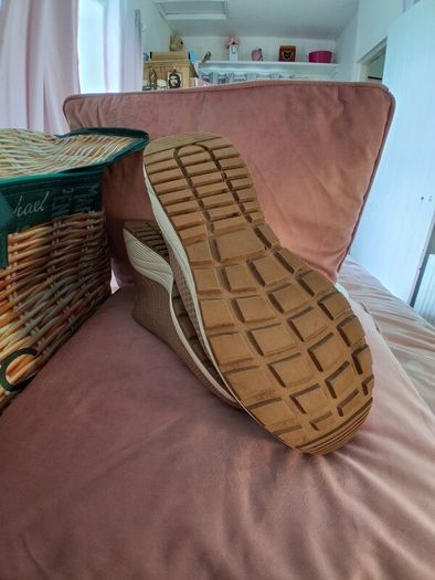Brand new Skechers