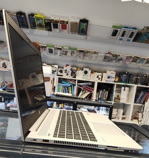 HP ProBook 450 G7 15.6" i5-10210U 2.11GHz (i5 10th Gen) 16GB 256GB SSD Windows 11 Pro UHD Graphics