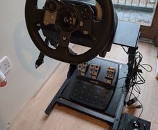 Logitech G920. Wheel, shifter, & stand