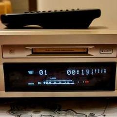 From 1999 Minidisc Pioneer MJ-D7 MD, working perfect, Champagne color.