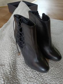 Leather boots
