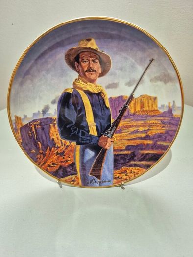 John Wayne "Hero of the West" Limited Edition Collector's Plate  Mint Condition