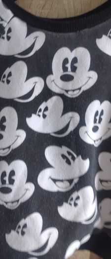Mickey set 4/5 years old