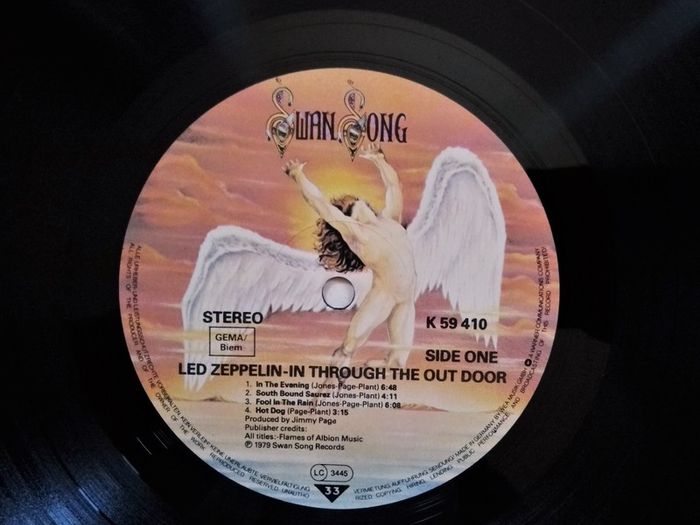 Lp.Led Zeppelin ''In Through The Out Door''Swang Song Rec.P-79.Cover Variant A. Ex/Nm.cond.