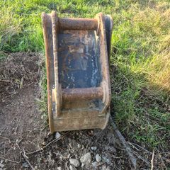 Digger bucket