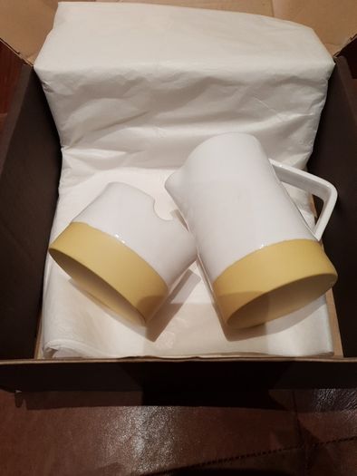 Thomas Diem Handmade in Ireland Pottery - Brand New Boxed Set -  Milk Jug and matching sugar Bowl.- Boxed -Brand New