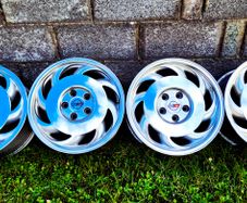 R17 5x120/4x100 Chevrolet Corvette C4 Sawblade alloy wheels with new tyres and adaptors