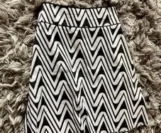 Monochrome skirt