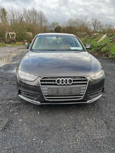 Breaking audi a4 b8 2013 2.0tdi cjca mvs lz7l se