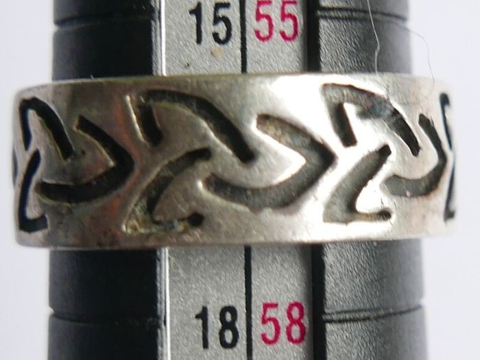 Vintage Sterling Silver Celtic Knot Ring Size P1/2 - 6,94g