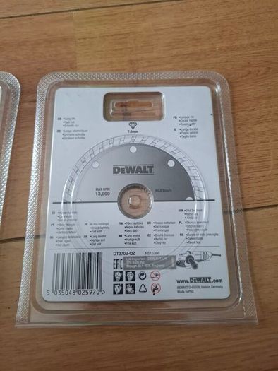 2x DeWalt 115mm Turbo Eco Diamond Cutting Disc