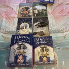 The Wisdom of Oracle AVALON Cards. Gold Education.