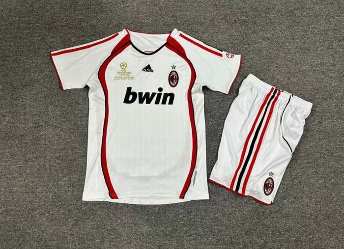 Retro football kits