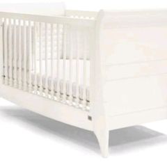 Mamas and Papas Mia Oxford Sleigh Cot Bed