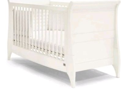 Mamas and Papas Mia Oxford Sleigh Cot Bed