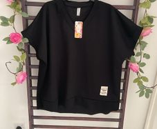 top Bnwt new collection freesize oversized black v neck top