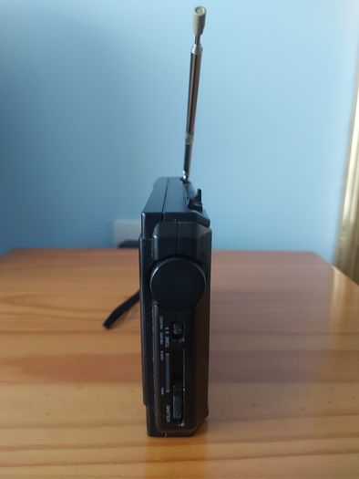 Sony ICF-7601 vintage radio,  SW 1 to 9, AM and FM band.