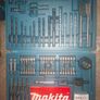 makita black 18v package & impact & bit set Image 3