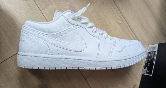 Air Jordan 1 Low "Triple White" sneakers