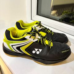 Yonex Power Cushion 47 UK 9 27.5cm