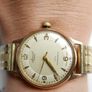 ACCURIST - Vintage 9ct Solid Gold Mechanical Wristwatch, Circa 1960s WORKS WELL Image 10