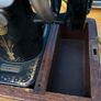 Singer Sewing Machine Image 3