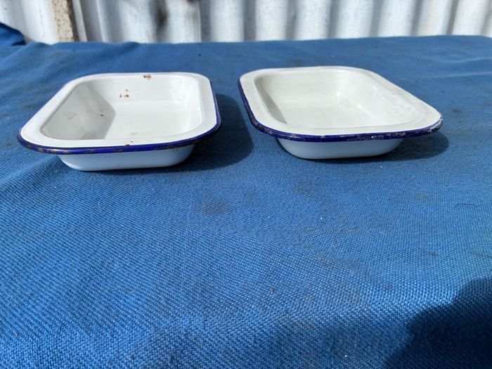 Matching pair of enamel dishes