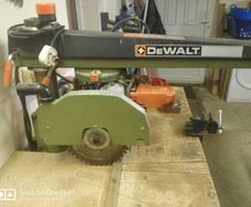 Radial arm saw